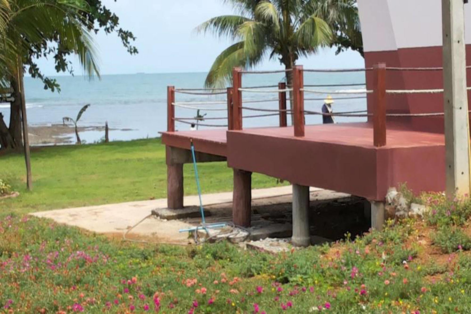 Lomtalay Resort Trat Laem Ngop Luaran gambar
